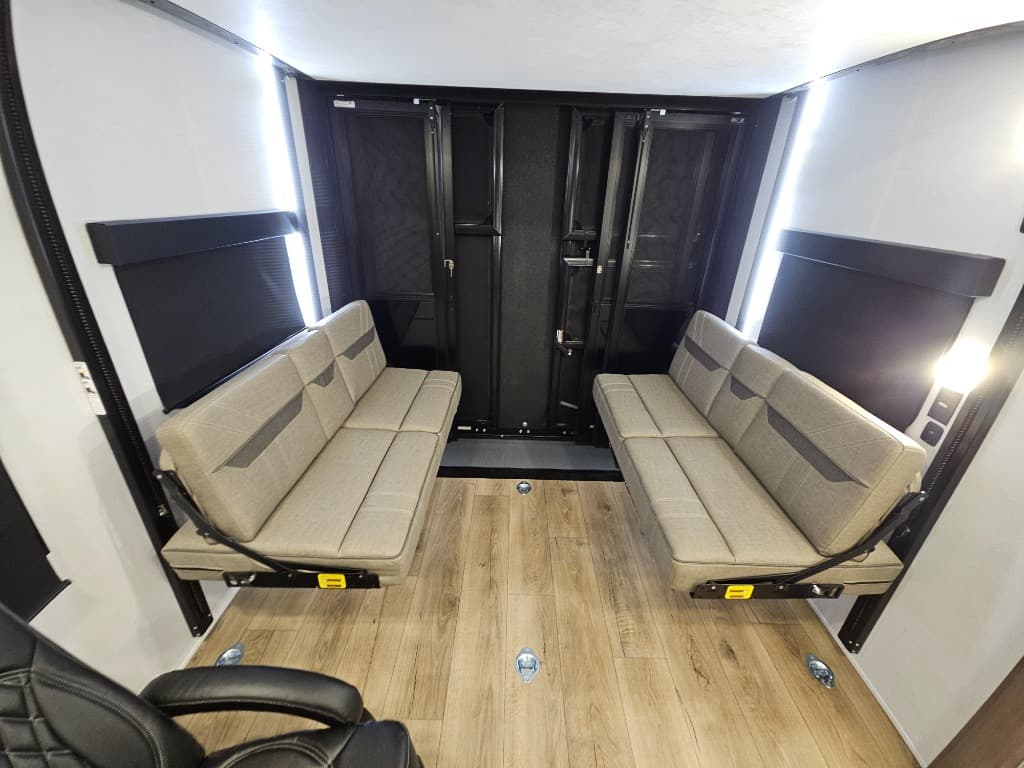 2026 Alliance RV 2026 Alliance RV Valor - thumbnail 15