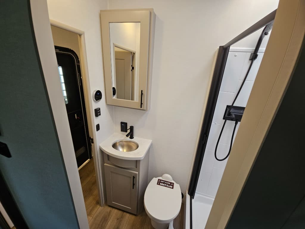 2026 Alliance RV 2026 Alliance RV Valor - thumbnail 30