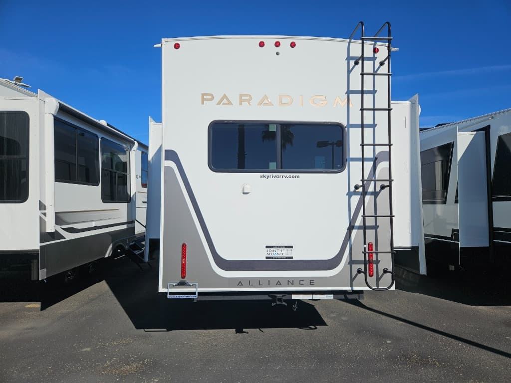 2026 Alliance RV 2026 Alliance RV Paradigm - thumbnail 3