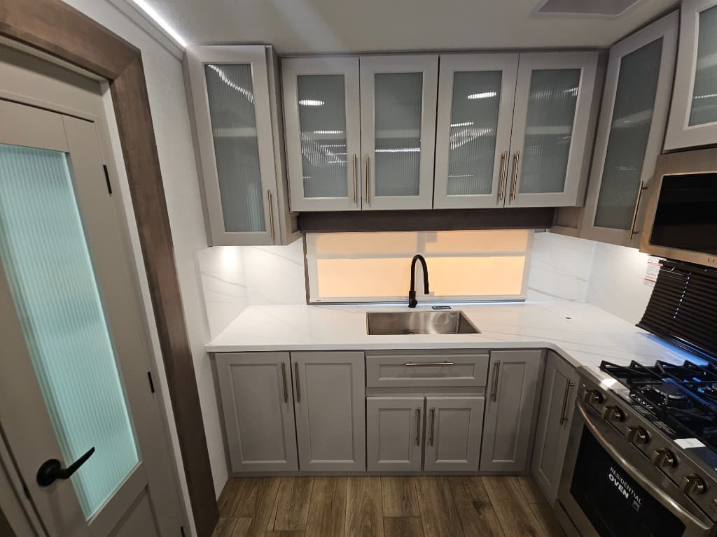 2026 Alliance RV 2026 Alliance RV Paradigm - thumbnail 15