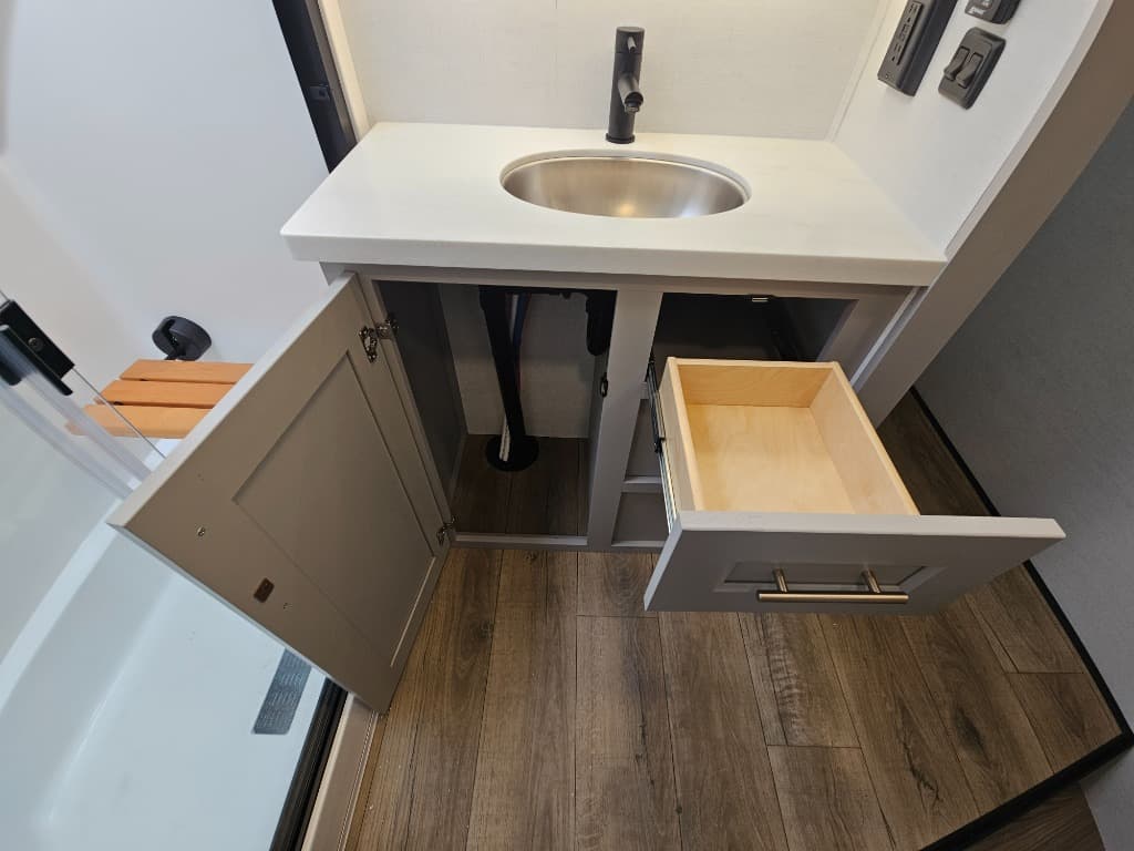 2026 Alliance RV 2026 Alliance RV Paradigm - thumbnail 39