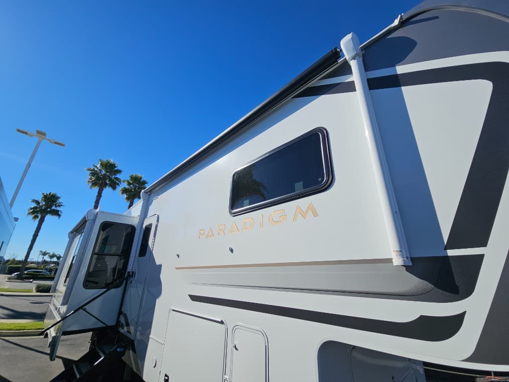2026 Alliance RV 2026 Alliance RV Paradigm - thumbnail 53