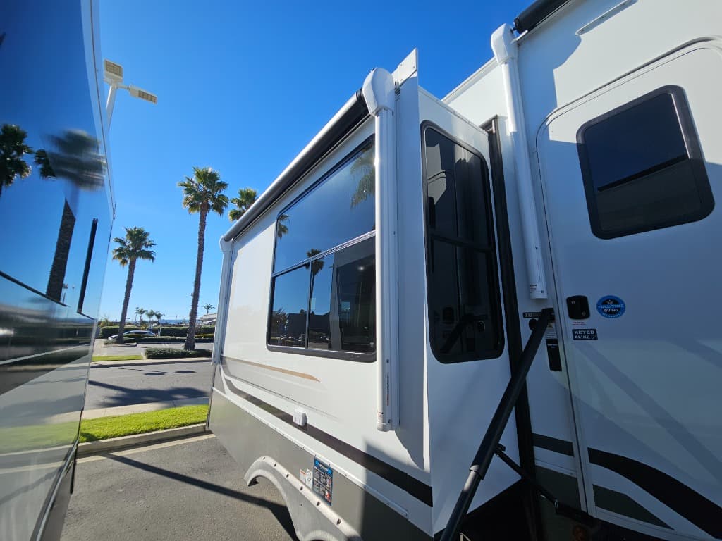 2026 Alliance RV 2026 Alliance RV Paradigm - thumbnail 56