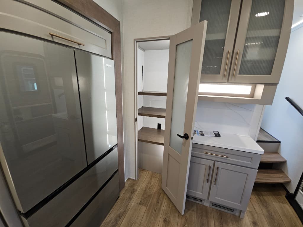 2026 Alliance RV 2026 Alliance RV Paradigm - thumbnail 55