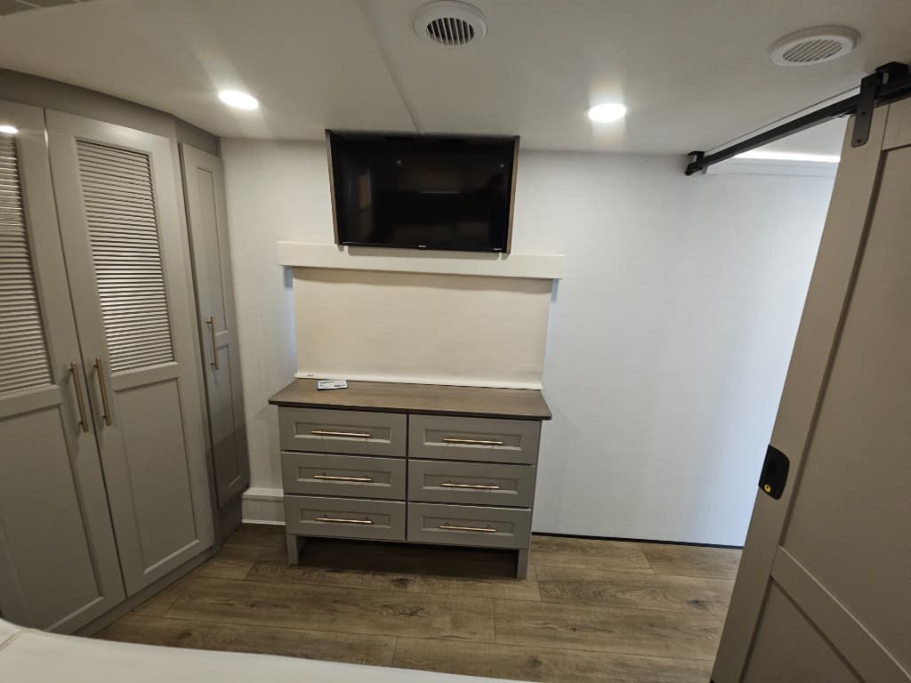 2026 Alliance RV 2026 Alliance RV Paradigm - thumbnail 72