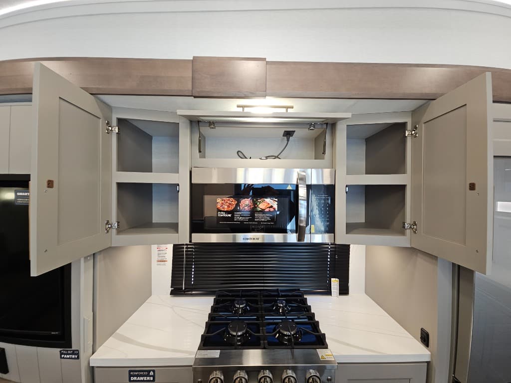 2026 Alliance RV 2026 Alliance RV Paradigm - thumbnail 25