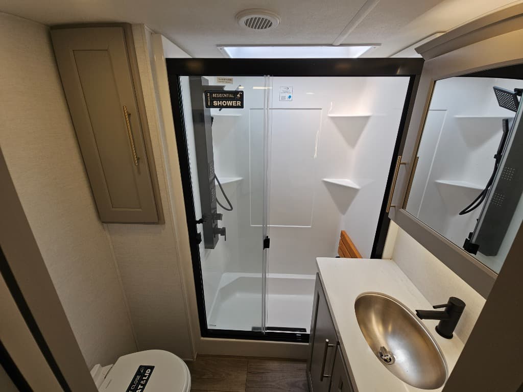 2026 Alliance RV 2026 Alliance RV Paradigm - thumbnail 33