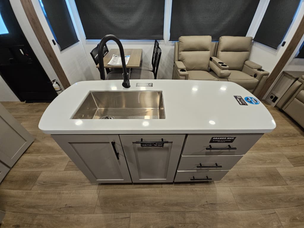 2026 Alliance RV 2026 Alliance RV Delta - thumbnail 39