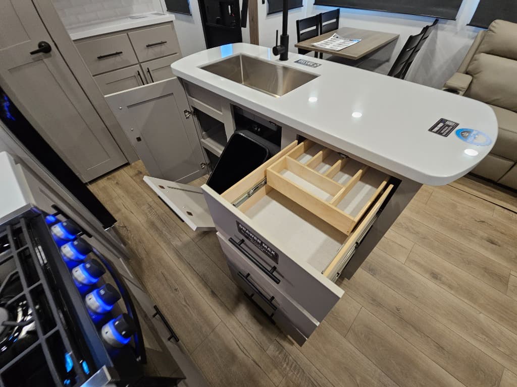 2026 Alliance RV 2026 Alliance RV Delta - thumbnail 40