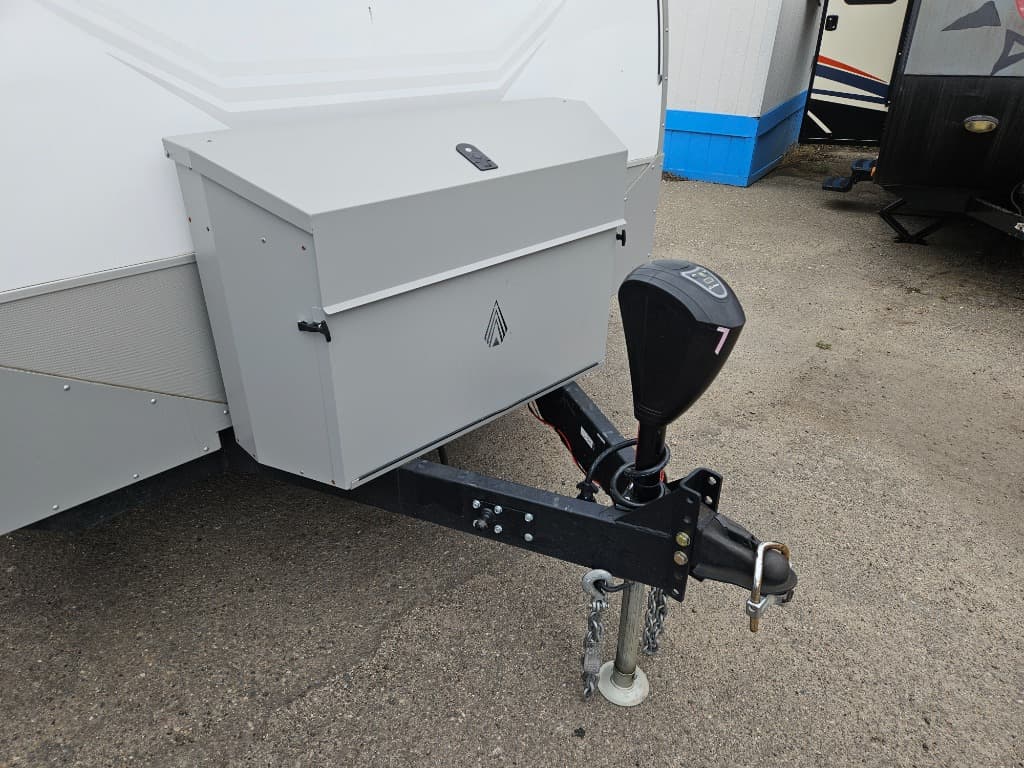 2023 Ember 2023 Ember Touring Edition - thumbnail 40