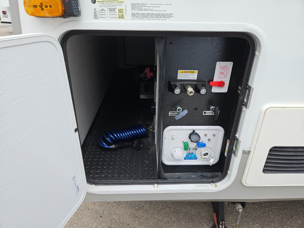 2023 Ember 2023 Ember Touring Edition - thumbnail 51