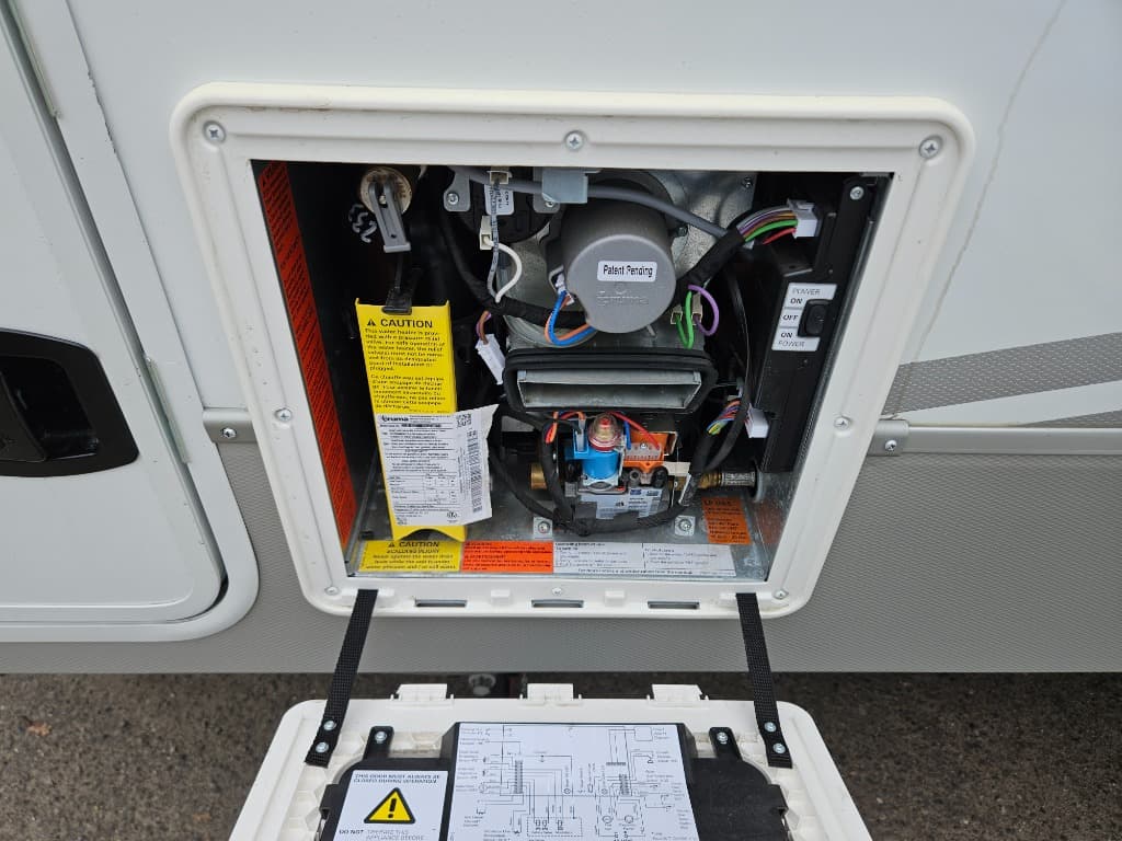 2023 Ember 2023 Ember Touring Edition - thumbnail 52