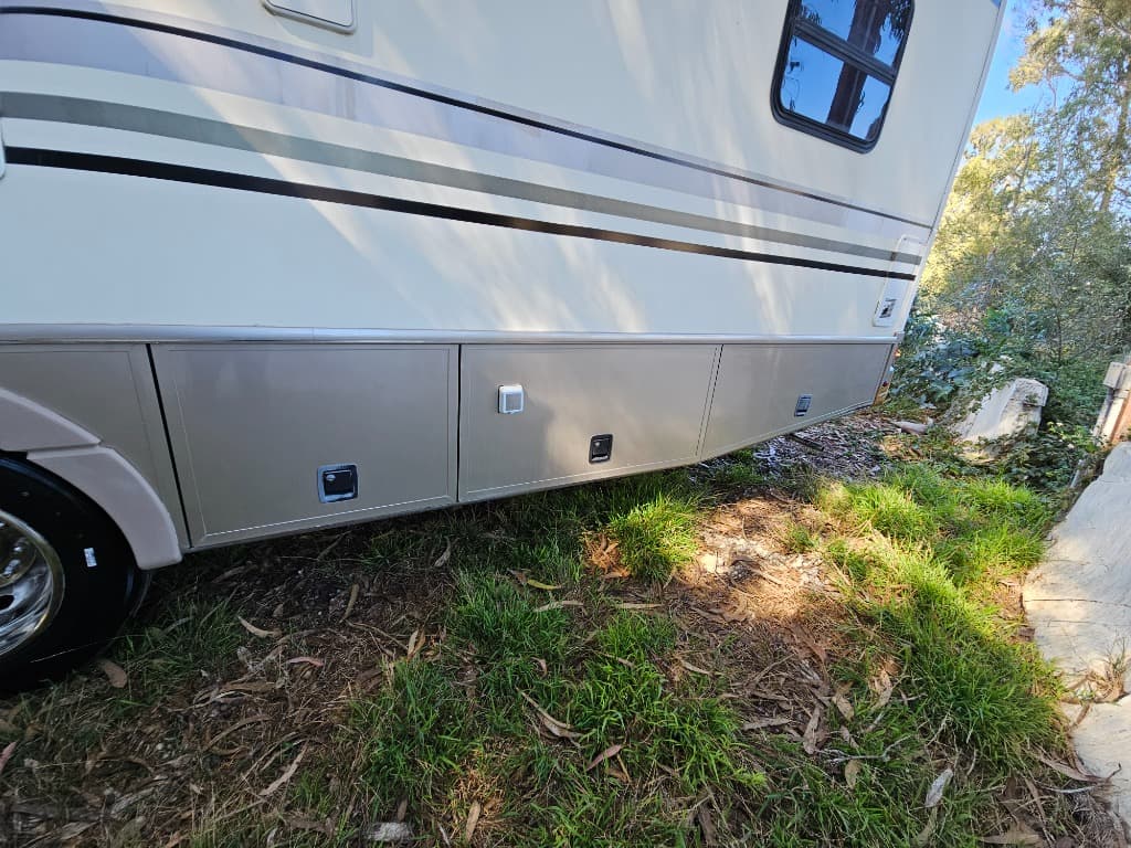 2001 Fleetwood 2001 Fleetwood Bounder - thumbnail 17