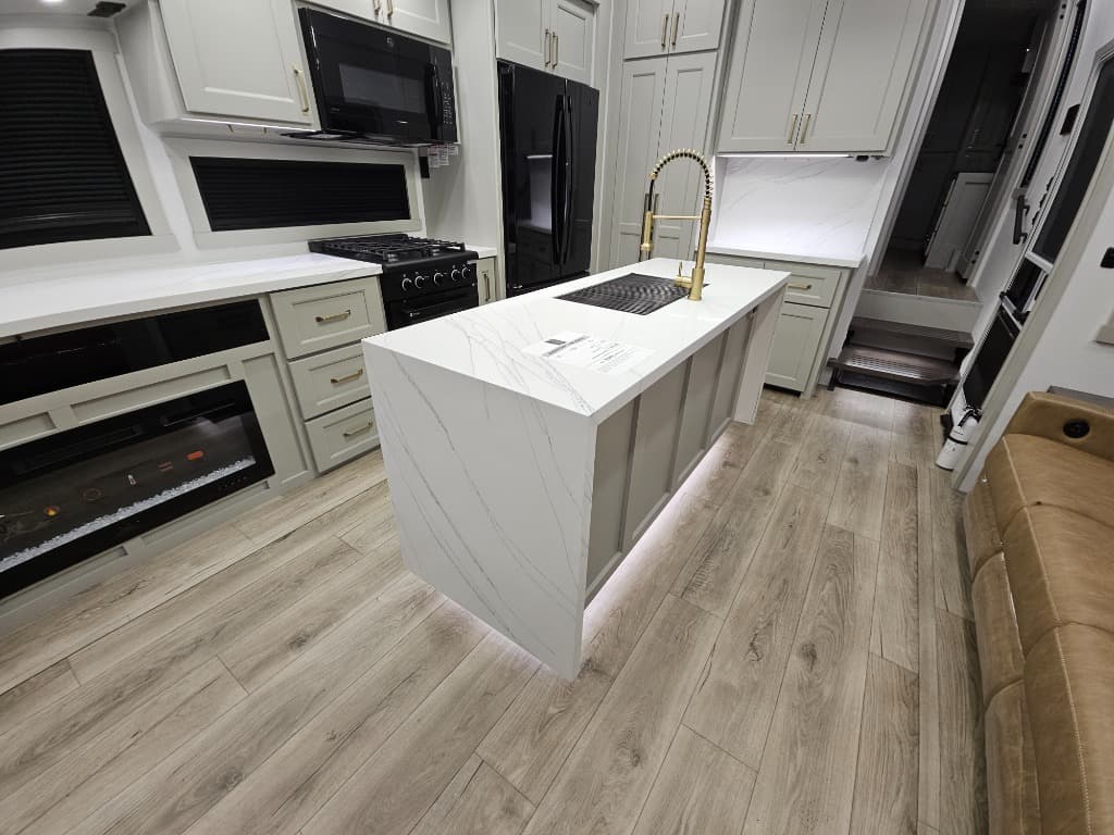 2025 Brinkley RV 2025 Brinkley RV Model G - thumbnail 22