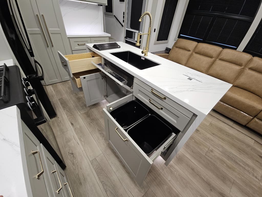 2025 Brinkley RV 2025 Brinkley RV Model G - thumbnail 26