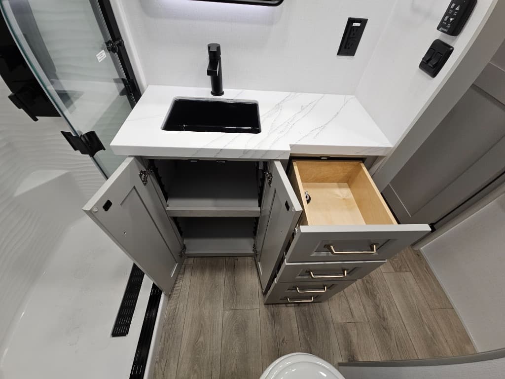 2025 Brinkley RV 2025 Brinkley RV Model G - thumbnail 57