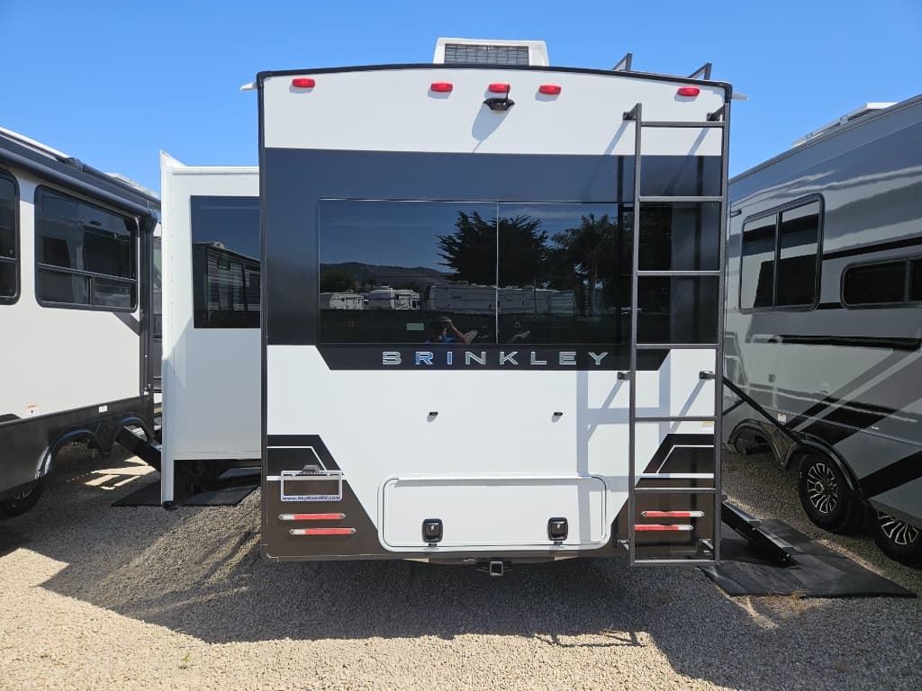 2026 Brinkley RV 2026 Brinkley RV Model Z - thumbnail 4