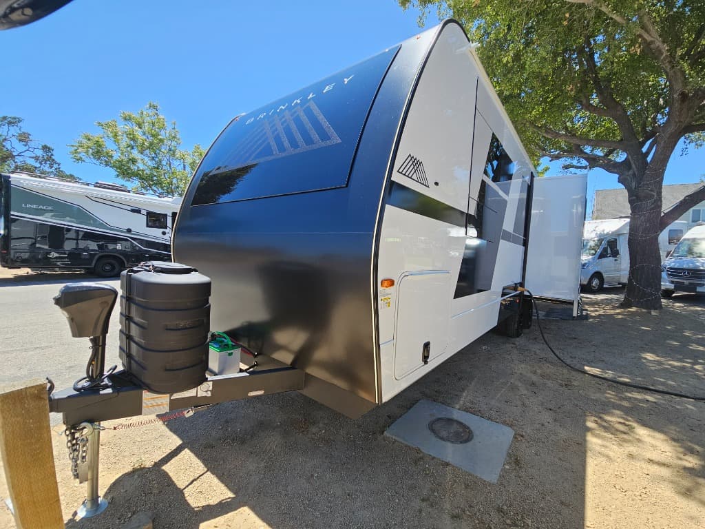 2026 Brinkley RV 2026 Brinkley RV Model I - thumbnail 6