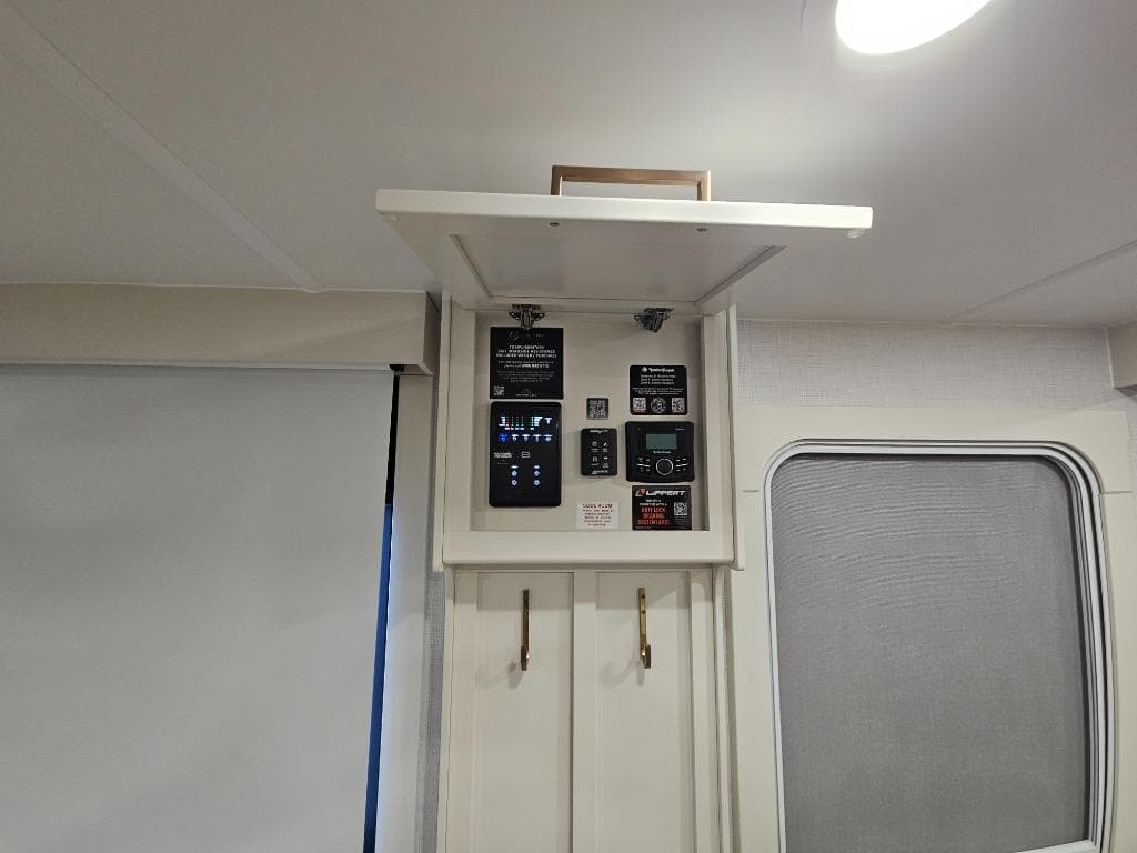 2026 Brinkley RV 2026 Brinkley RV Model I - thumbnail 20