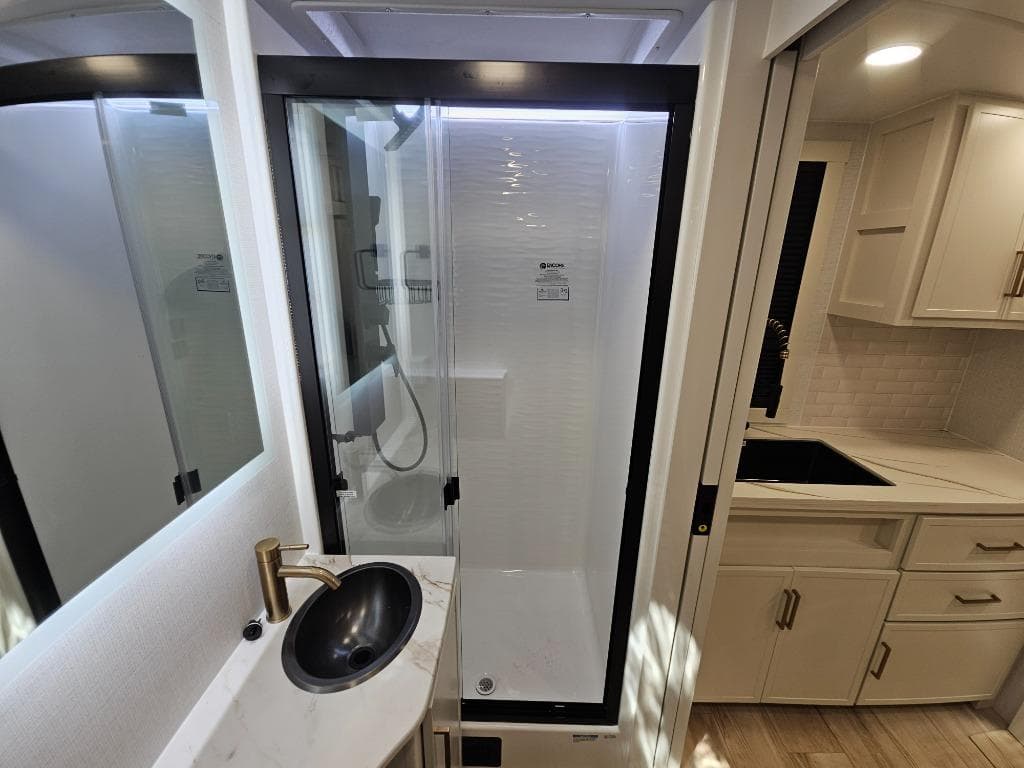 2026 Brinkley RV 2026 Brinkley RV Model I - thumbnail 37