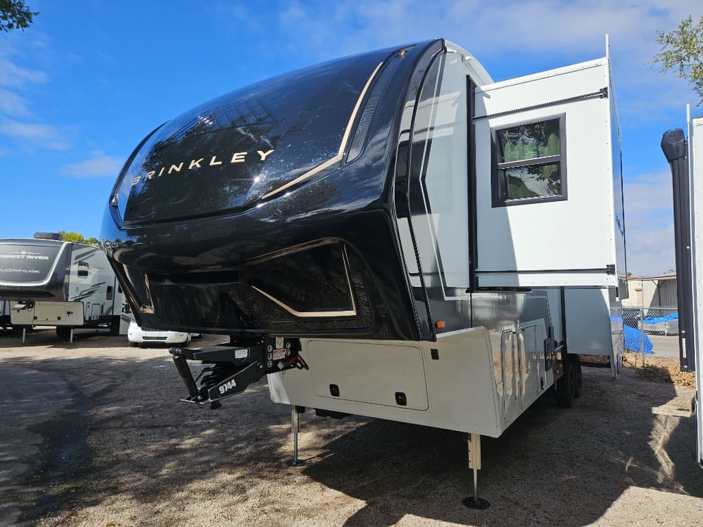 2026 Brinkley RV 2026 Brinkley RV Model Z - thumbnail 6