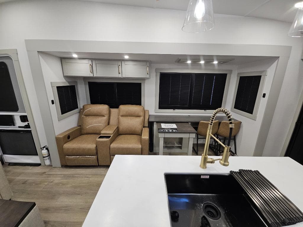 2026 Brinkley RV 2026 Brinkley RV Model Z - thumbnail 9