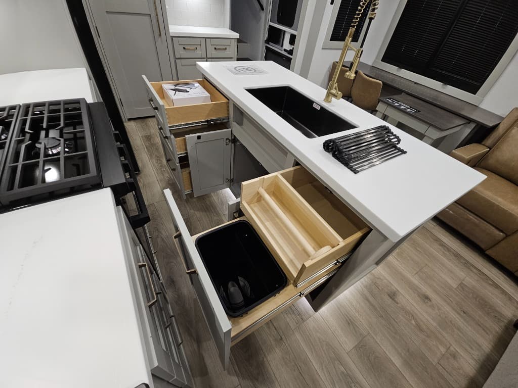 2026 Brinkley RV 2026 Brinkley RV Model Z - thumbnail 33