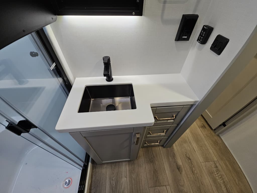 2026 Brinkley RV 2026 Brinkley RV Model Z - thumbnail 43