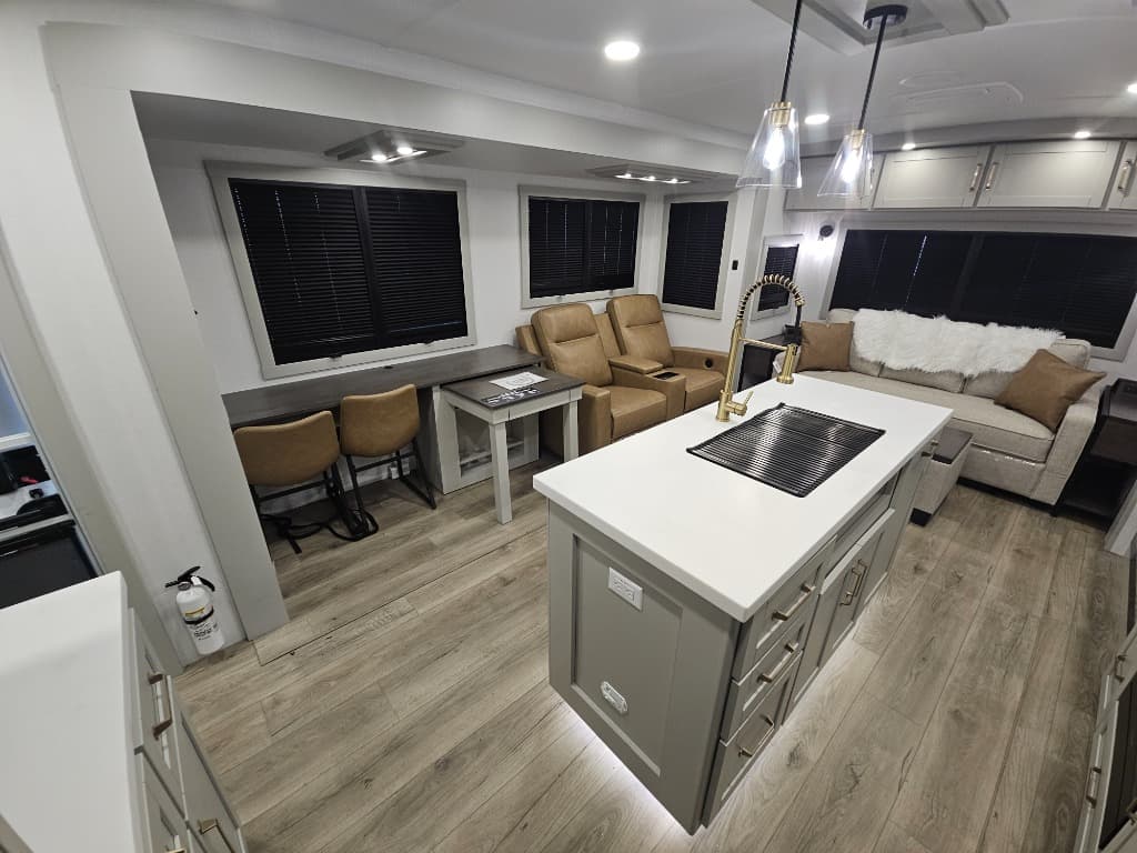 2026 Brinkley RV 2026 Brinkley RV Model Z - thumbnail 8