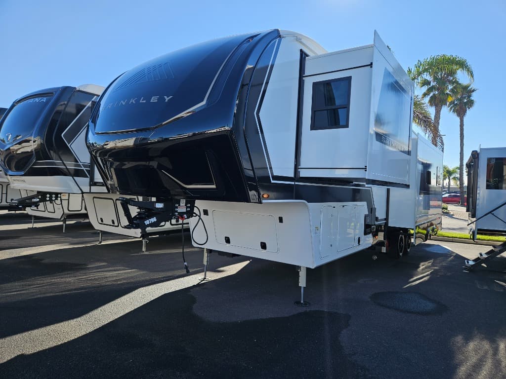 2026 Brinkley RV 2026 Brinkley RV Model Z - thumbnail 6