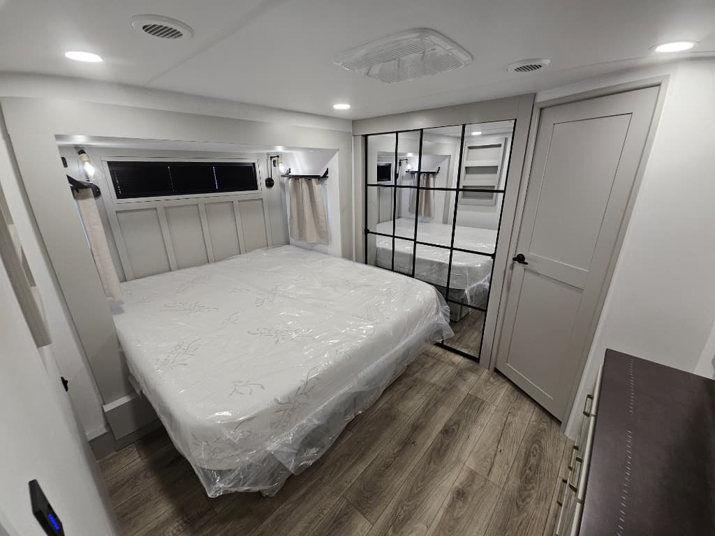 2026 Brinkley RV 2026 Brinkley RV Model G - thumbnail 43