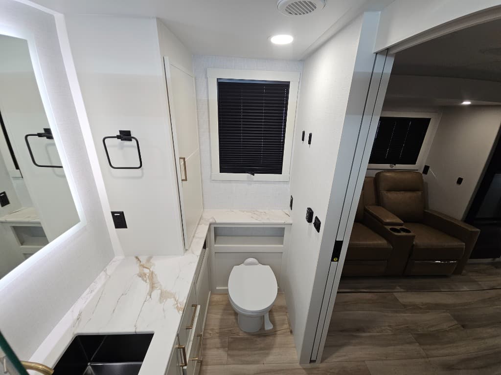 2026 Brinkley RV 2026 Brinkley RV Model I - thumbnail 39