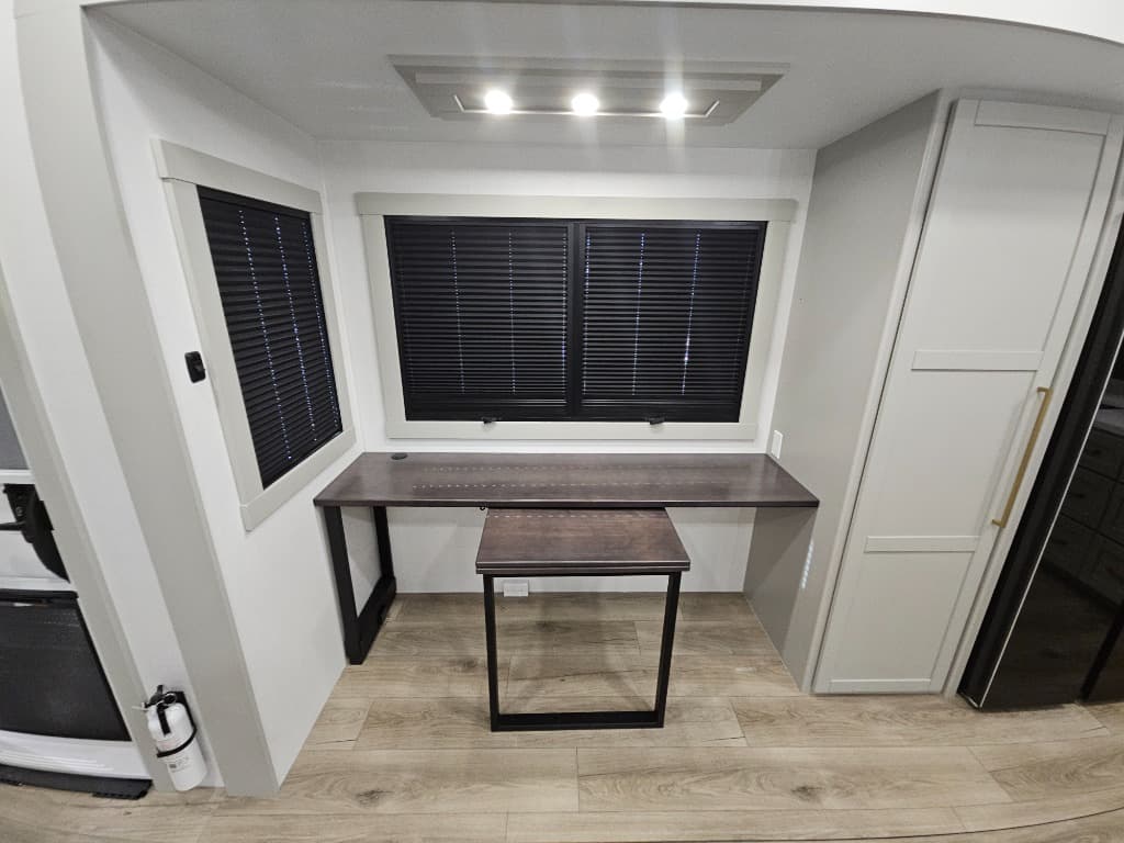 2026 Brinkley RV 2026 Brinkley RV Model Z - thumbnail 5