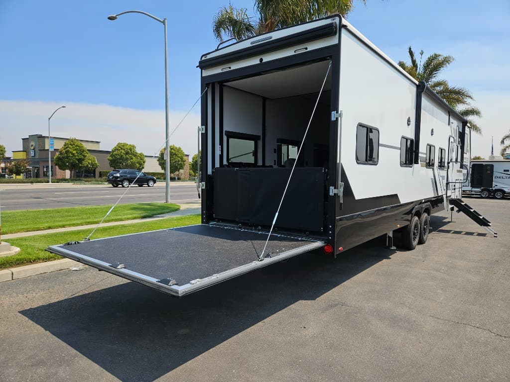 2025 Keystone RV 2025 Keystone RV Raptor Carbon - thumbnail 3