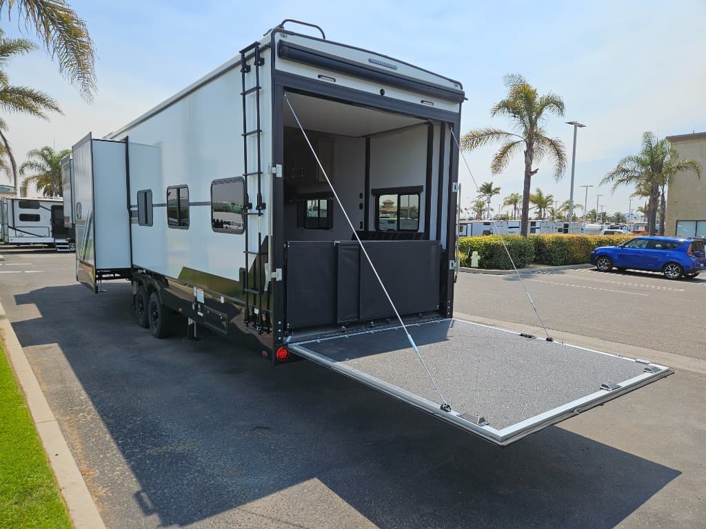 2025 Keystone RV 2025 Keystone RV Raptor Carbon - thumbnail 5