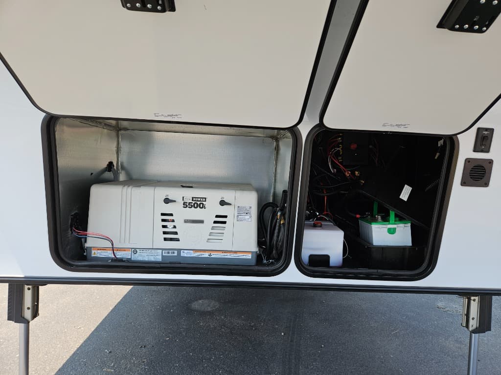 2025 Keystone RV 2025 Keystone RV Raptor Carbon - thumbnail 9