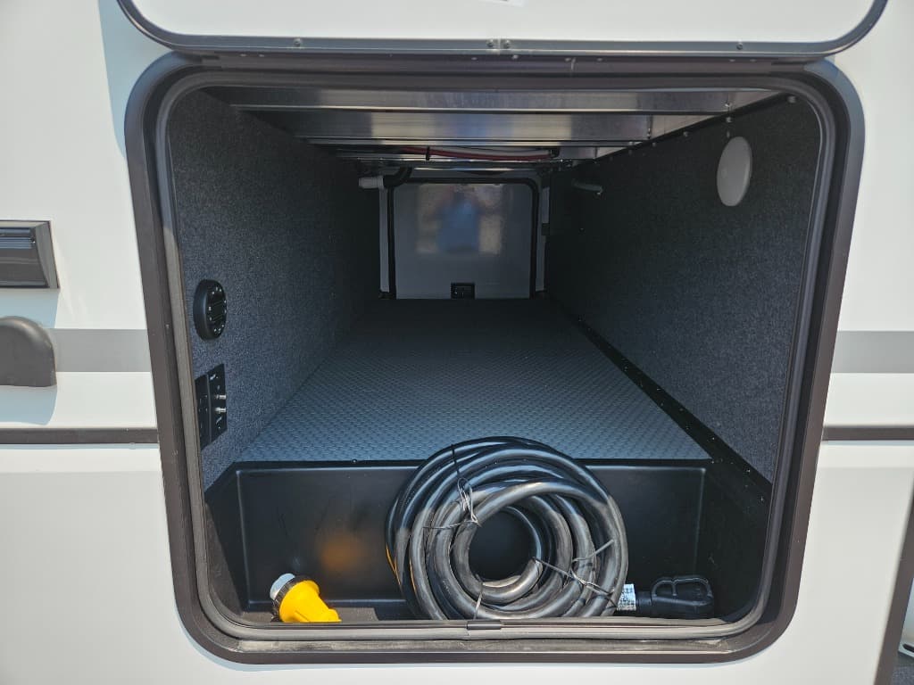 2025 Keystone RV 2025 Keystone RV Raptor Carbon - thumbnail 13