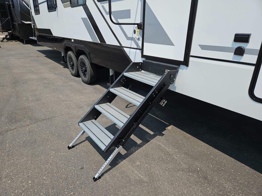 2025 Keystone RV 2025 Keystone RV Raptor Carbon - thumbnail 16
