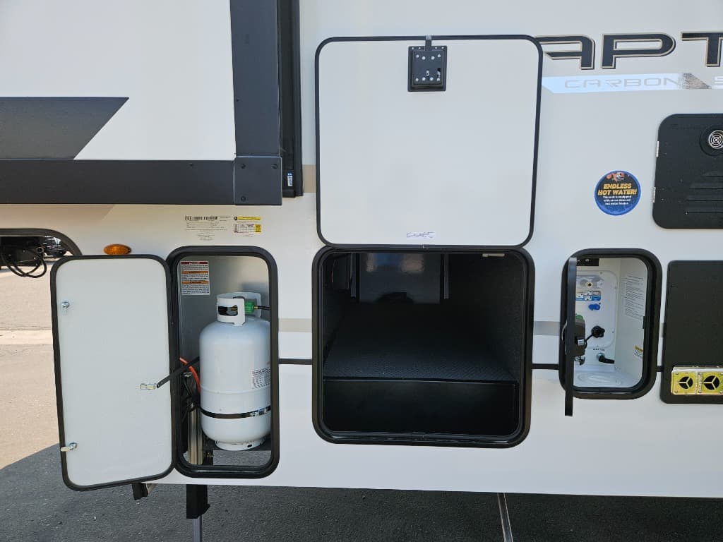 2025 Keystone RV 2025 Keystone RV Raptor Carbon - thumbnail 28
