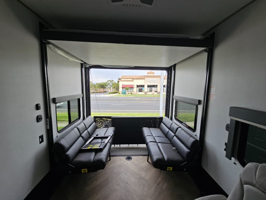 2025 Keystone RV 2025 Keystone RV Raptor Carbon - thumbnail 36