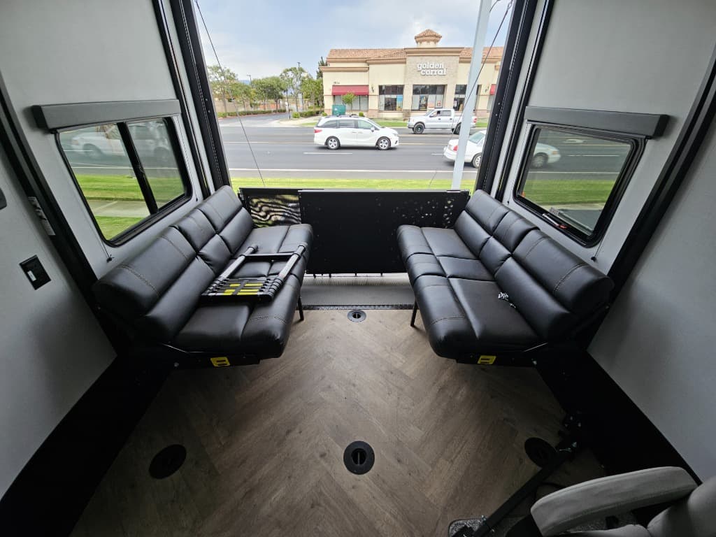 2025 Keystone RV 2025 Keystone RV Raptor Carbon - thumbnail 37