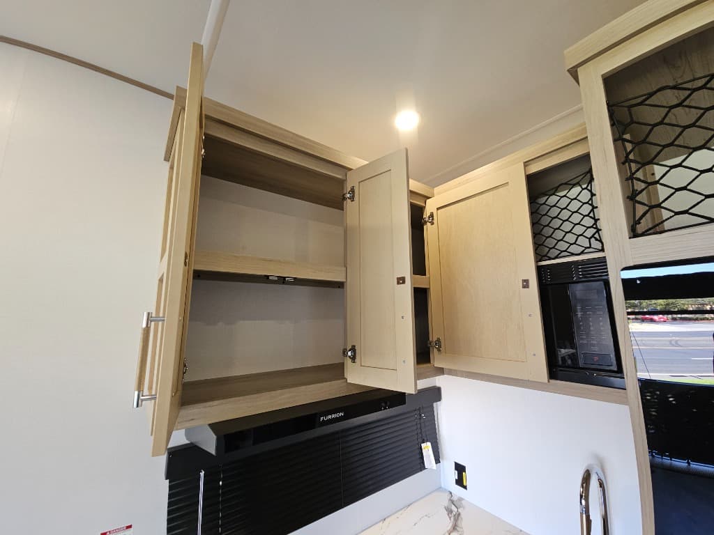 2026 Keystone RV 2026 Keystone RV Raptor Carbon Series - thumbnail 15