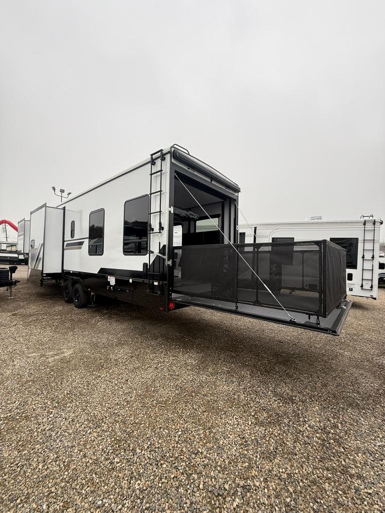 2026 Keystone RV 2026 Keystone RV Raptor Carbon - thumbnail 4