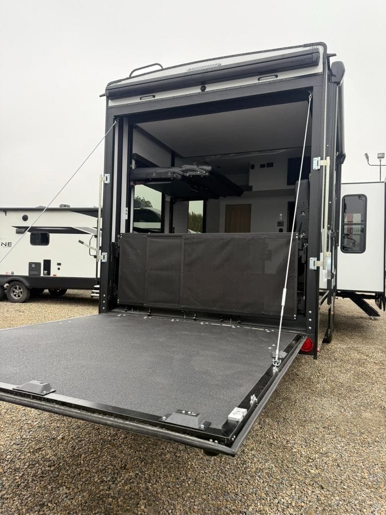 2026 Keystone RV 2026 Keystone RV Raptor Carbon - thumbnail 7