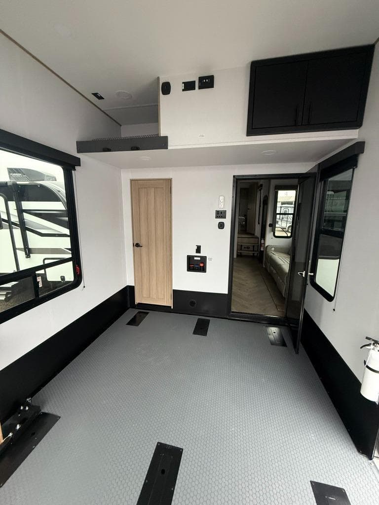 2026 Keystone RV 2026 Keystone RV Raptor Carbon - thumbnail 14