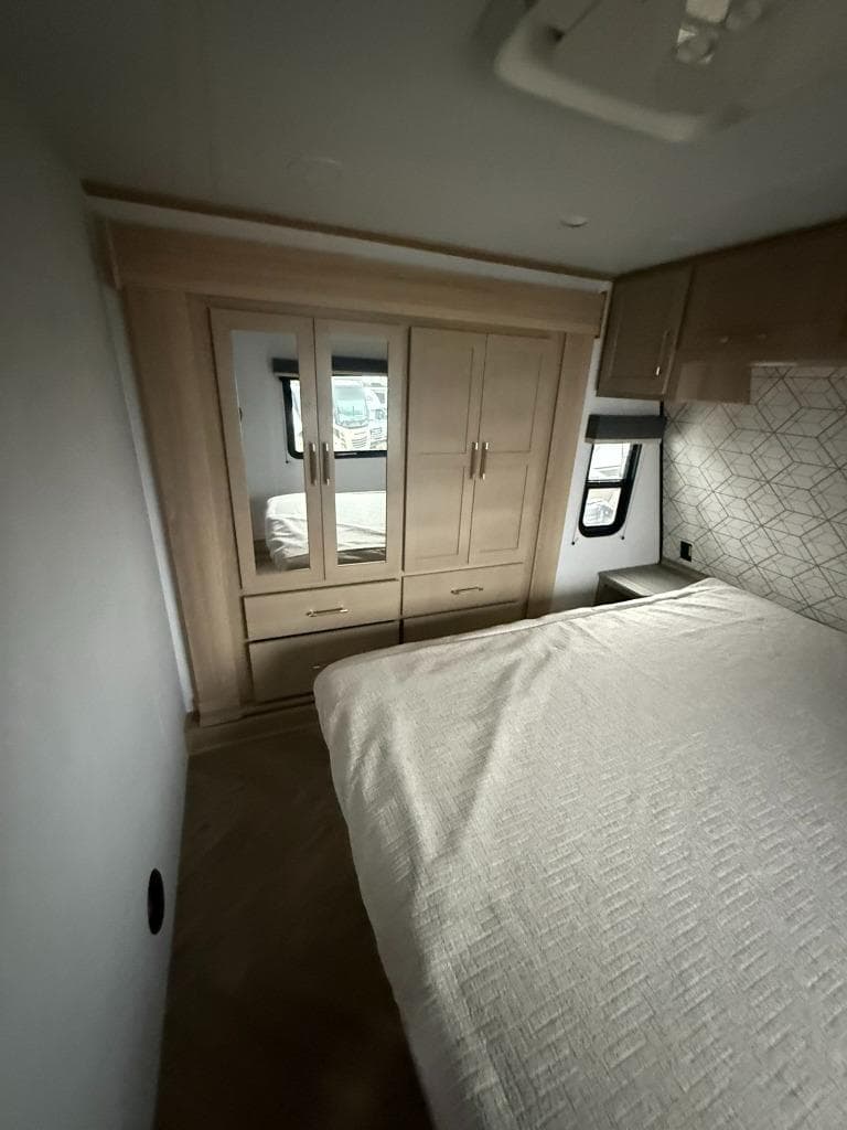 2026 Keystone RV 2026 Keystone RV Raptor Carbon - thumbnail 28