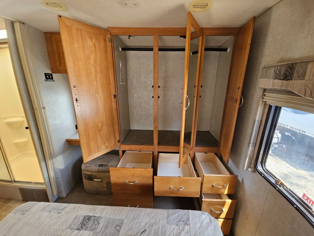 2006 Itasca 2006 Itasca Spirit - thumbnail 39