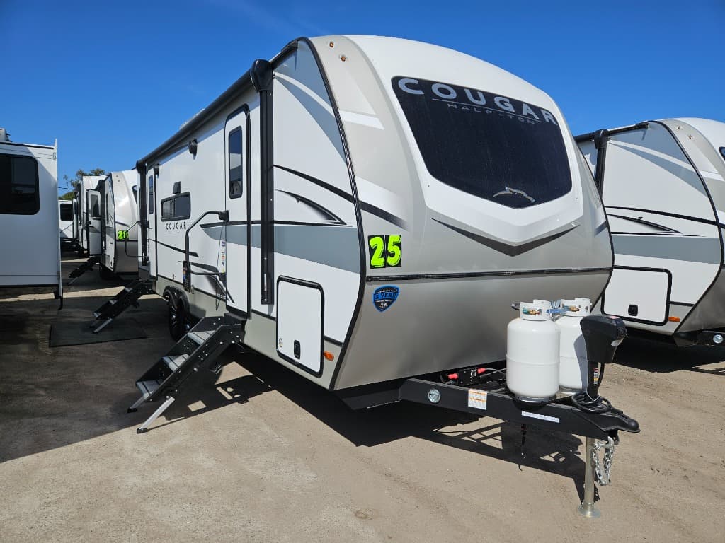 2025 Keystone RV Cougar Half-Ton 25RDSWE