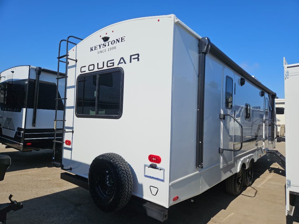 2026 Keystone RV 2026 Keystone RV Cougar Half-Ton - thumbnail 2