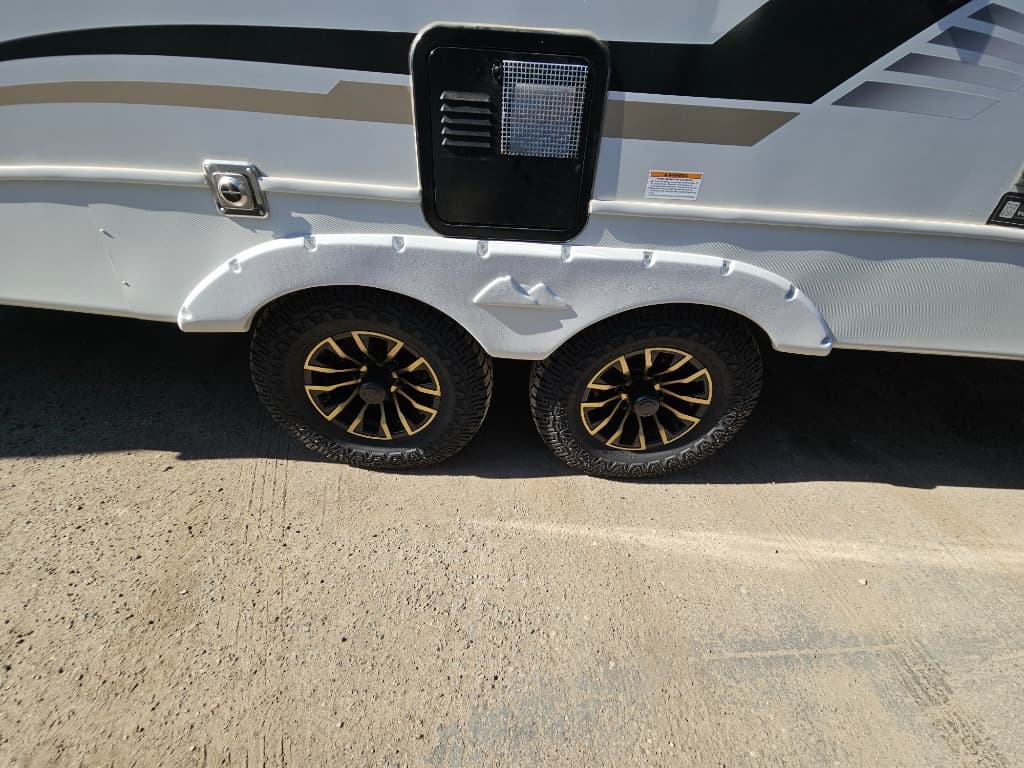 2026 Keystone RV 2026 Keystone RV Cougar Half-Ton - thumbnail 47